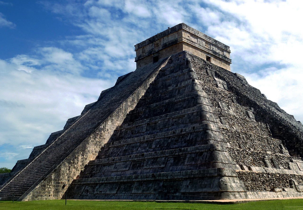 mexico pyramid chichen itza free photo