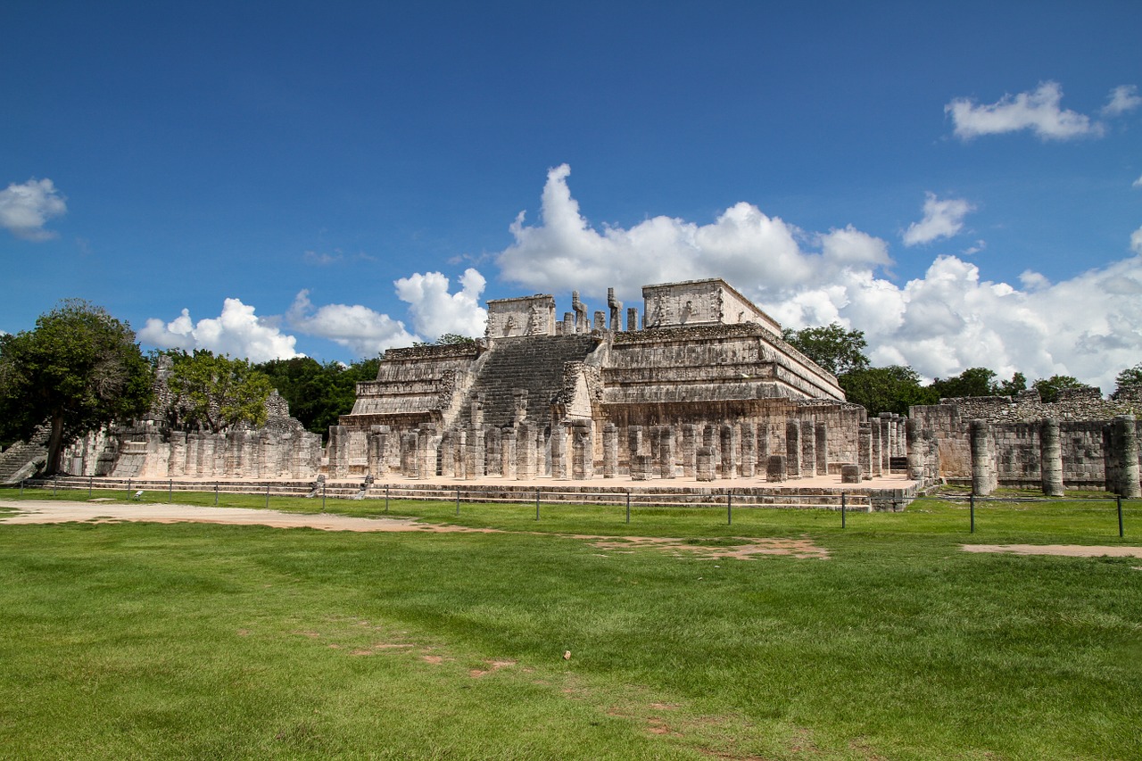 mexico the ruins of the chichen itza free photo