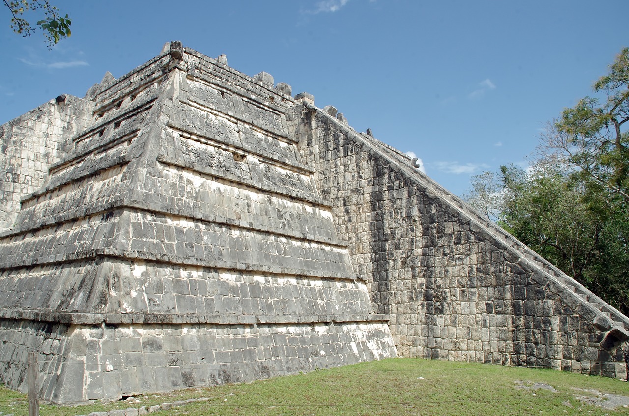 mexico  chichen itza  maya free photo