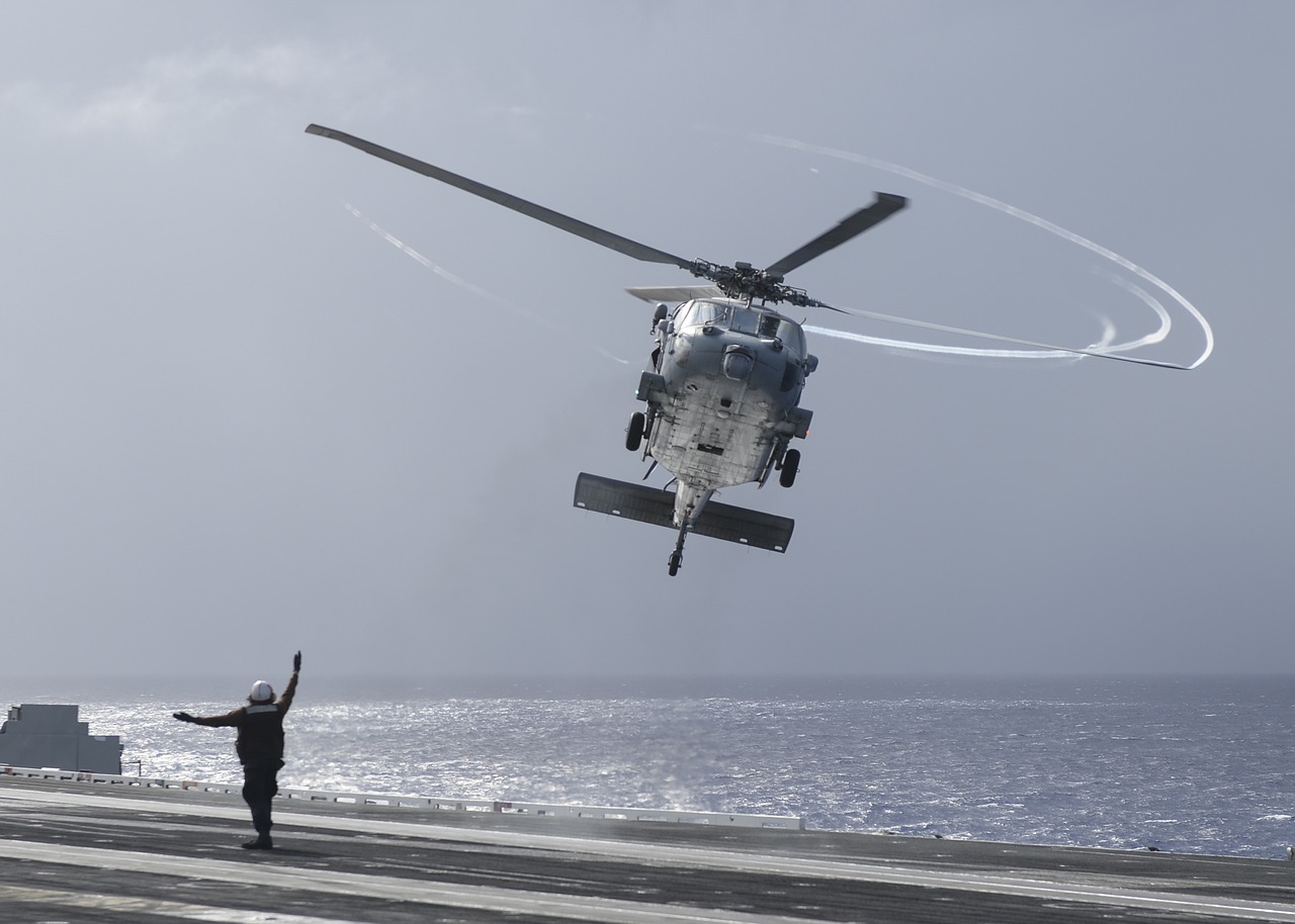 mh-60s sea hawk helicopter free photo