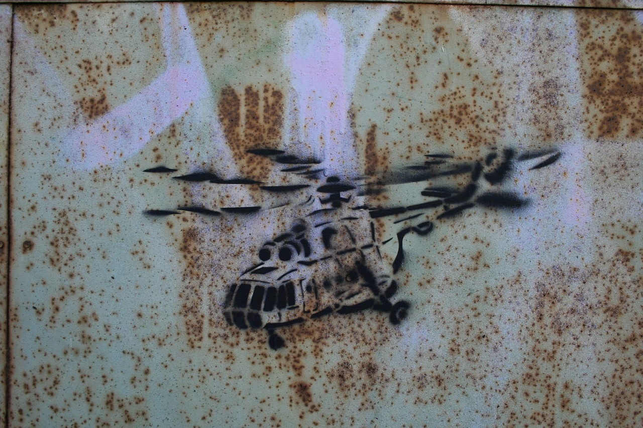 mi-8 helicopter graffiti free photo