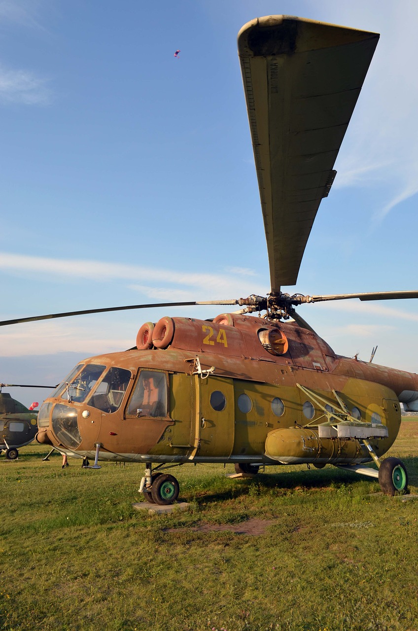 mi-8 helicopter field free photo