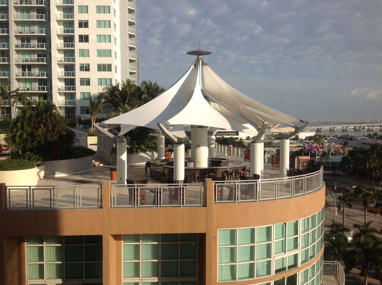 miami hotel terrace view hotel vacation free photo