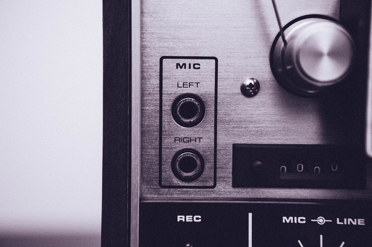 mic plugs audio equipment record player free photo