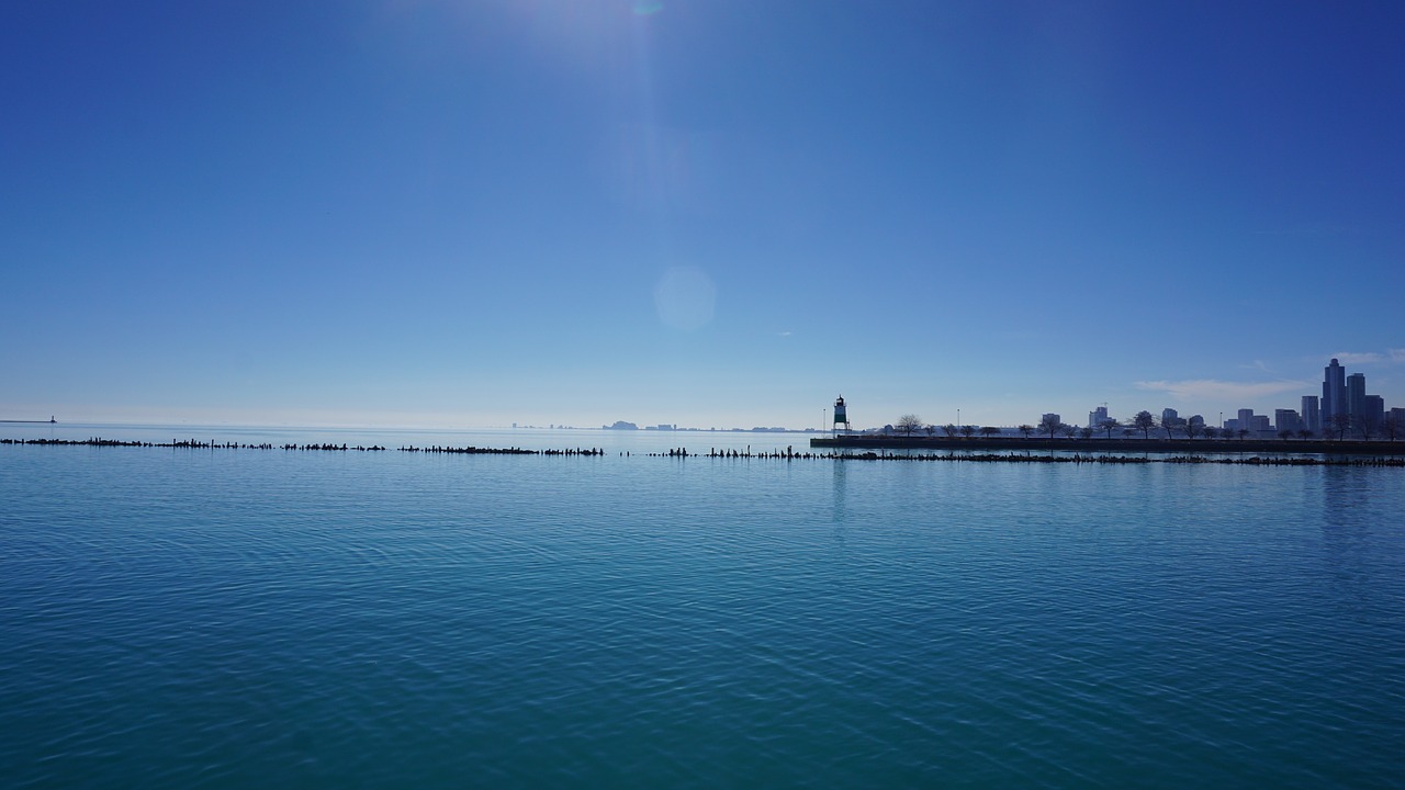 michigan lake  chicago  lake free photo