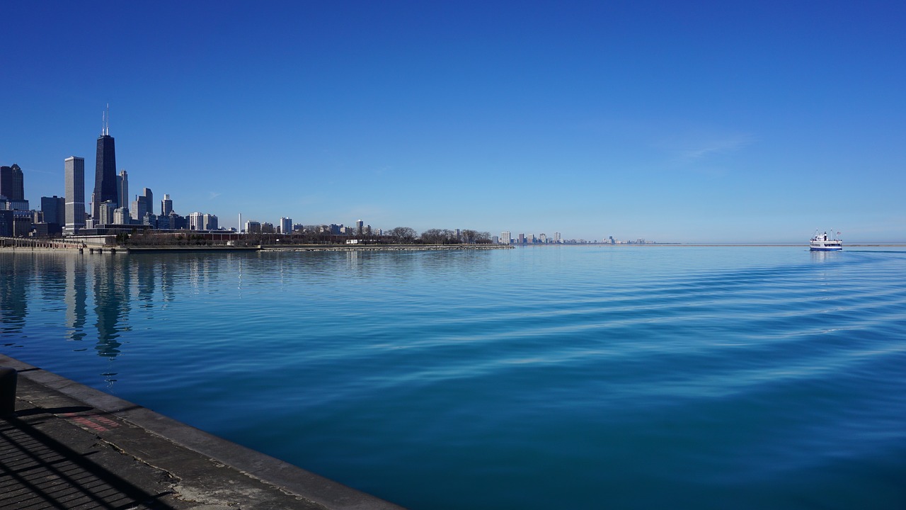michigan lake  chicago  lake free photo