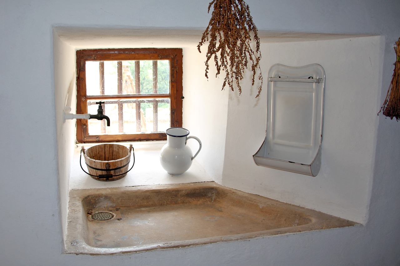 middle ages  castle kitchen  old sink free photo