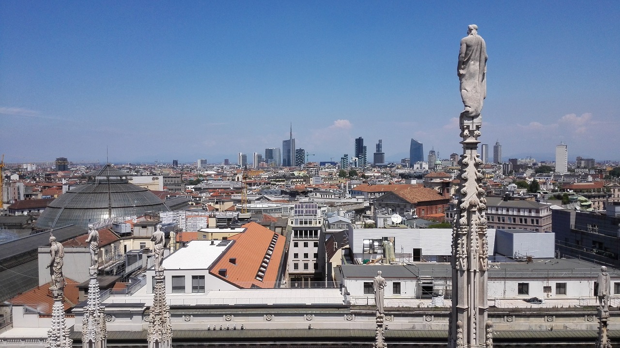 milan duomo landscape free photo