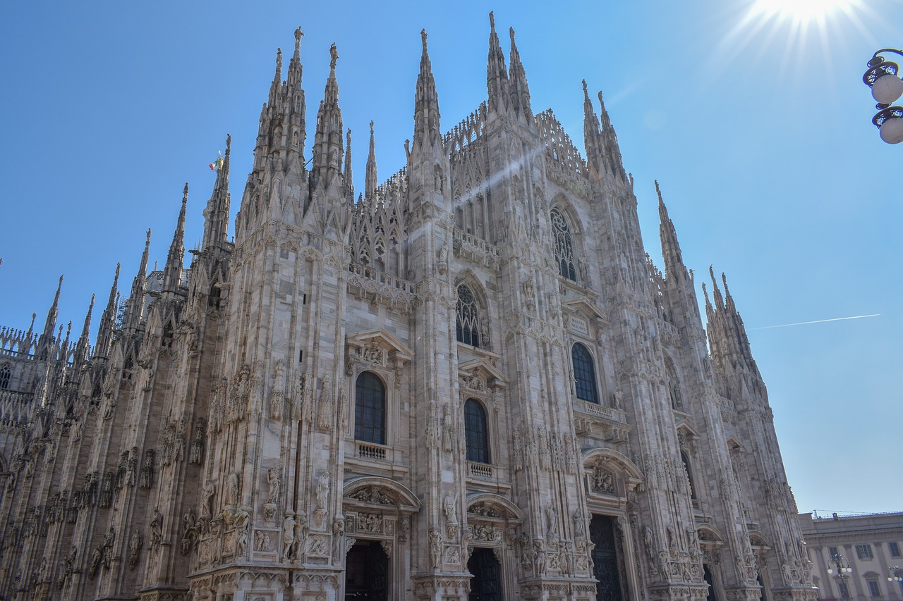 milan  duomo  italy free photo