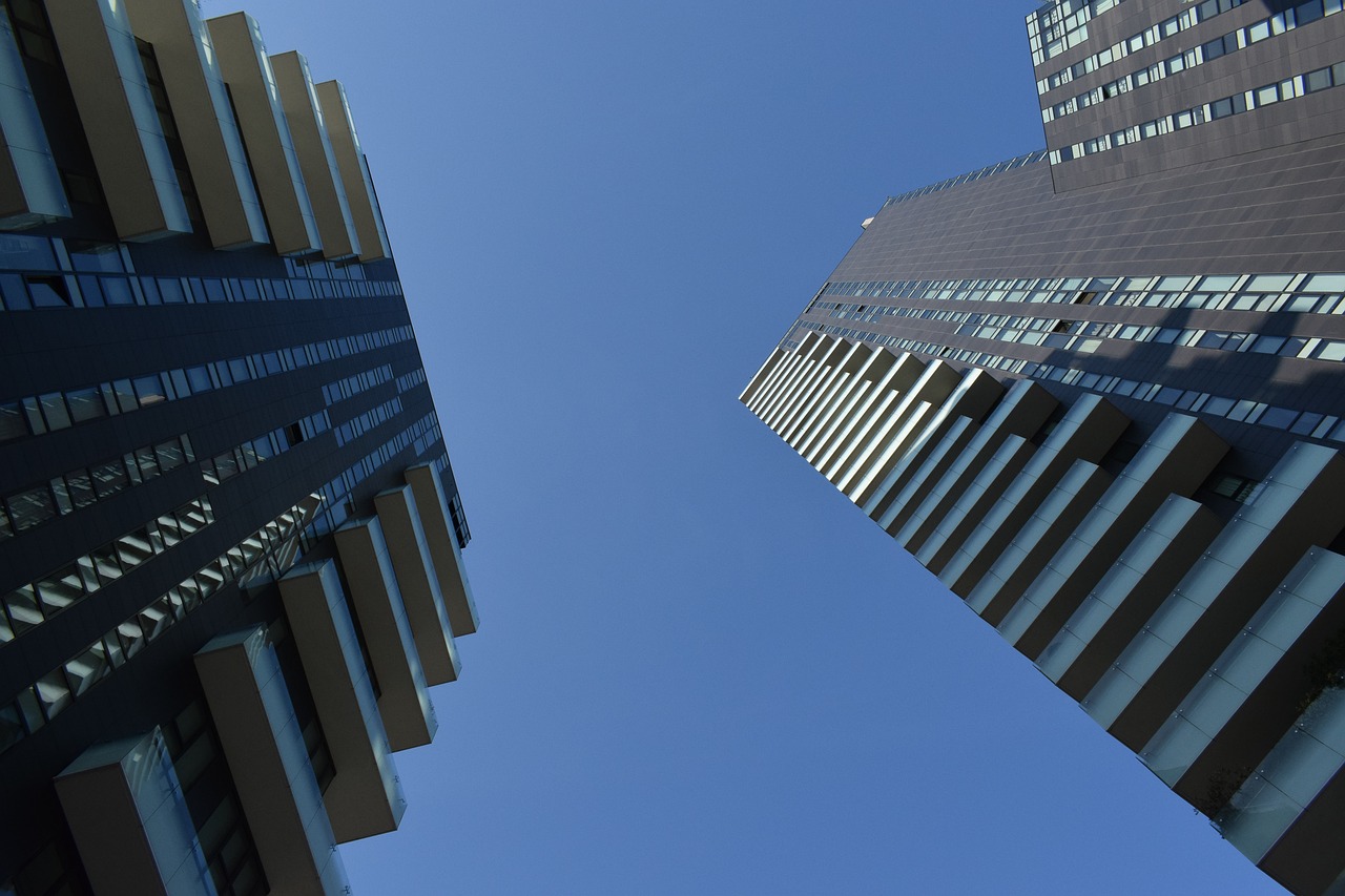 milan  skyscrapers  italy free photo