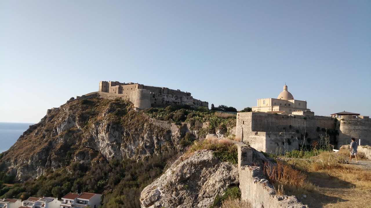 milazzo sicily castle free photo