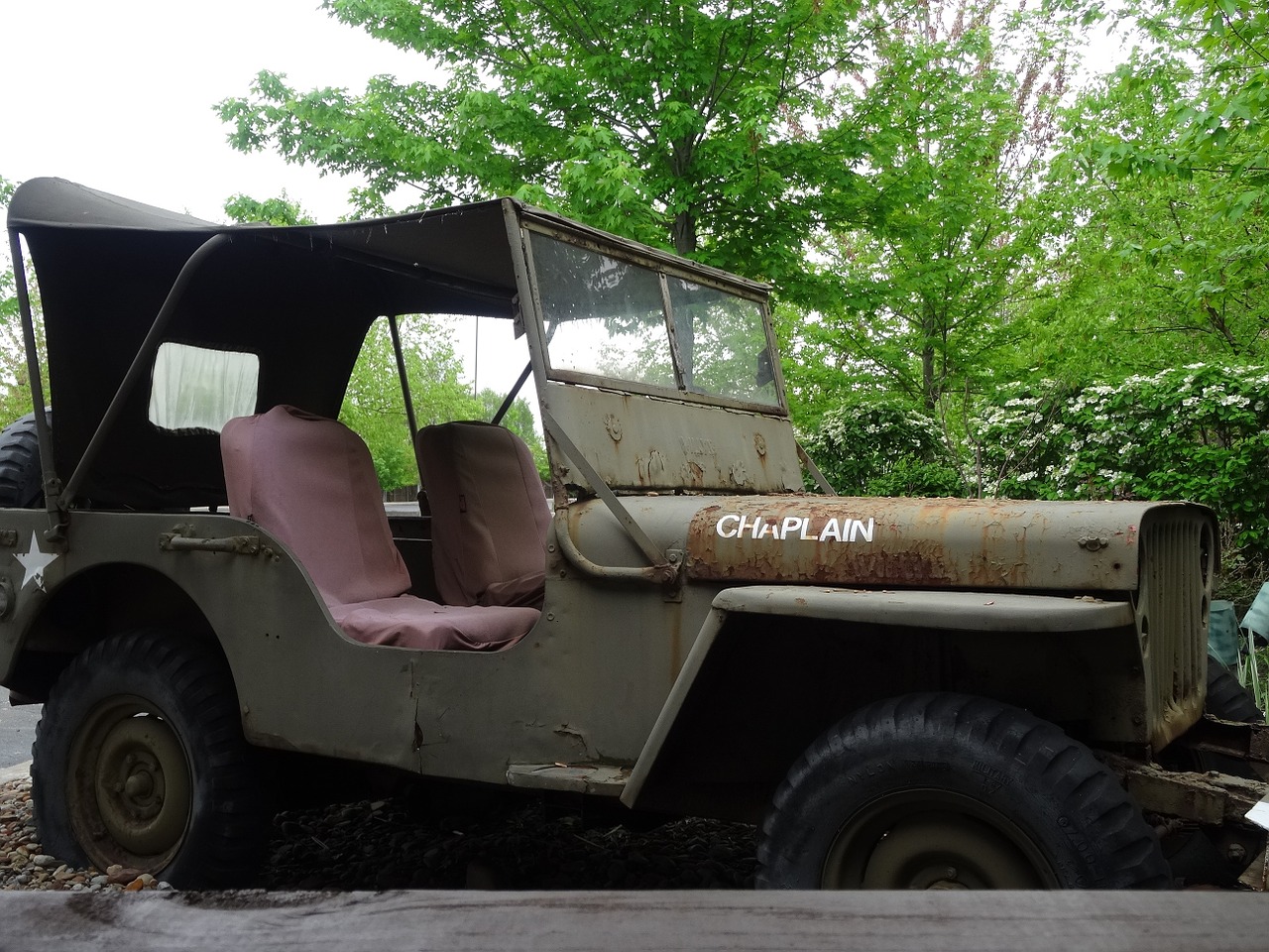 military jeep historical free photo