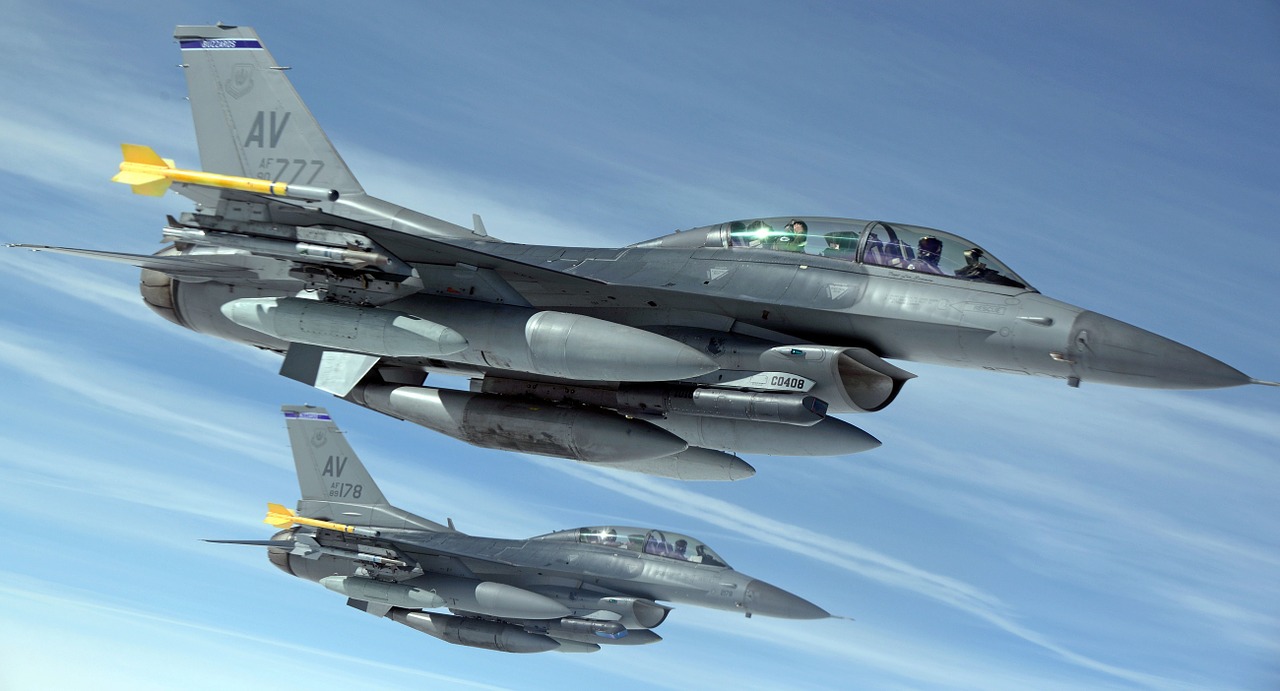 military jets airplanes flying free photo
