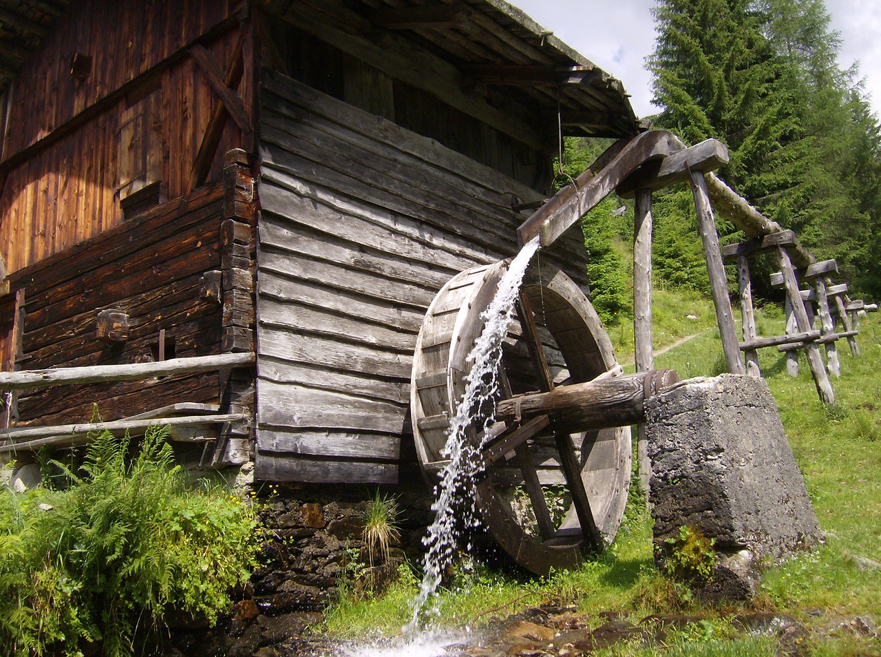 mill spring trentino free photo