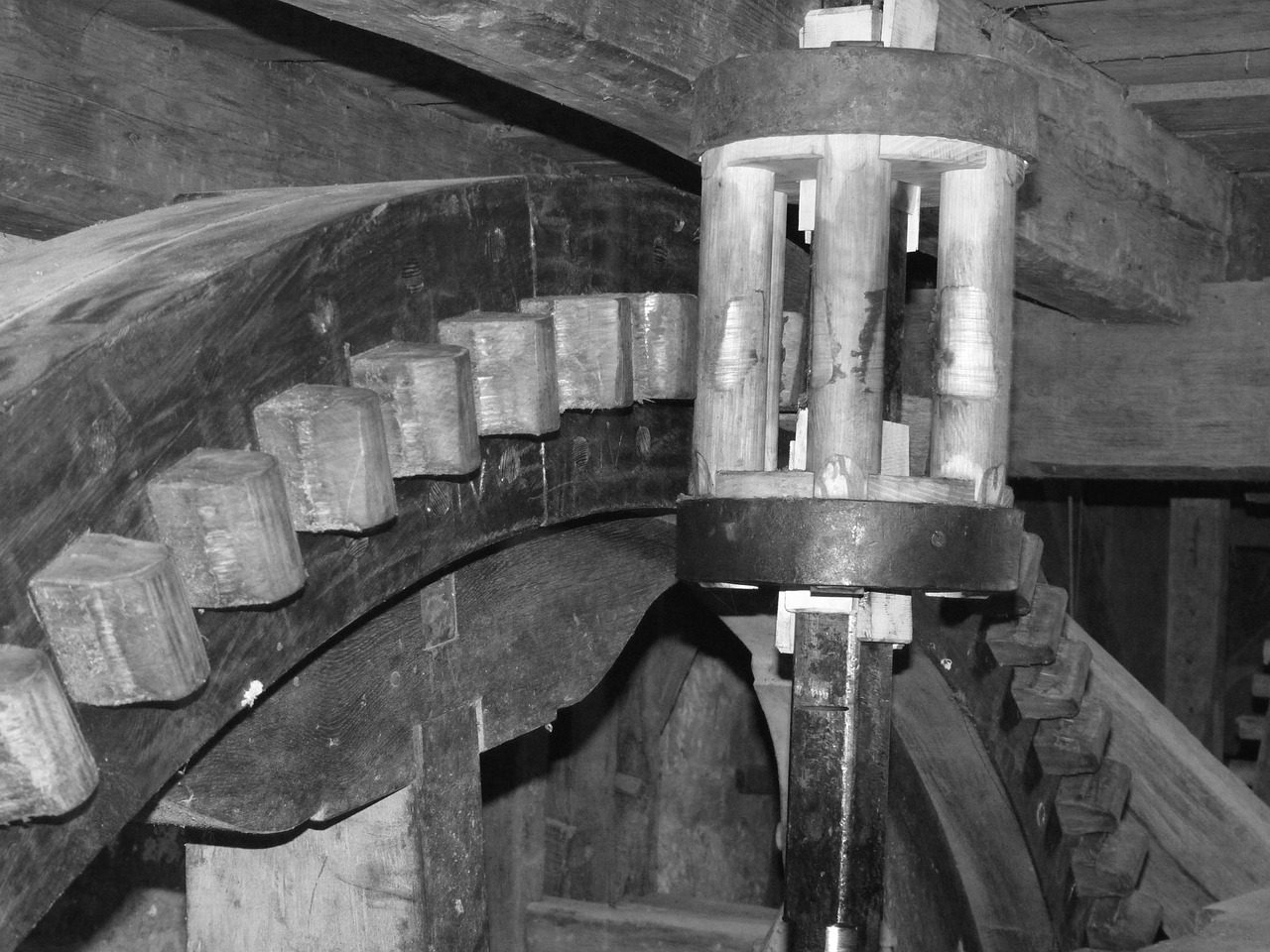 mill wheel camshaft gear free photo