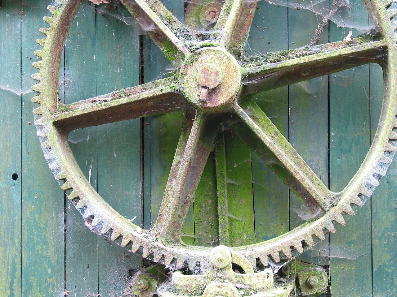 mill wheel gear mechanics free photo