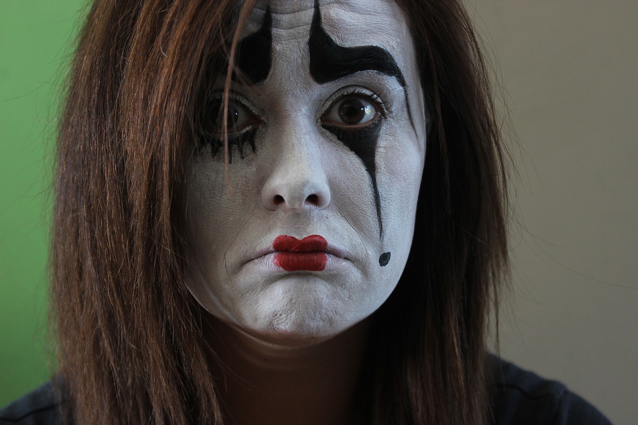 mime brown eyes face painting free photo