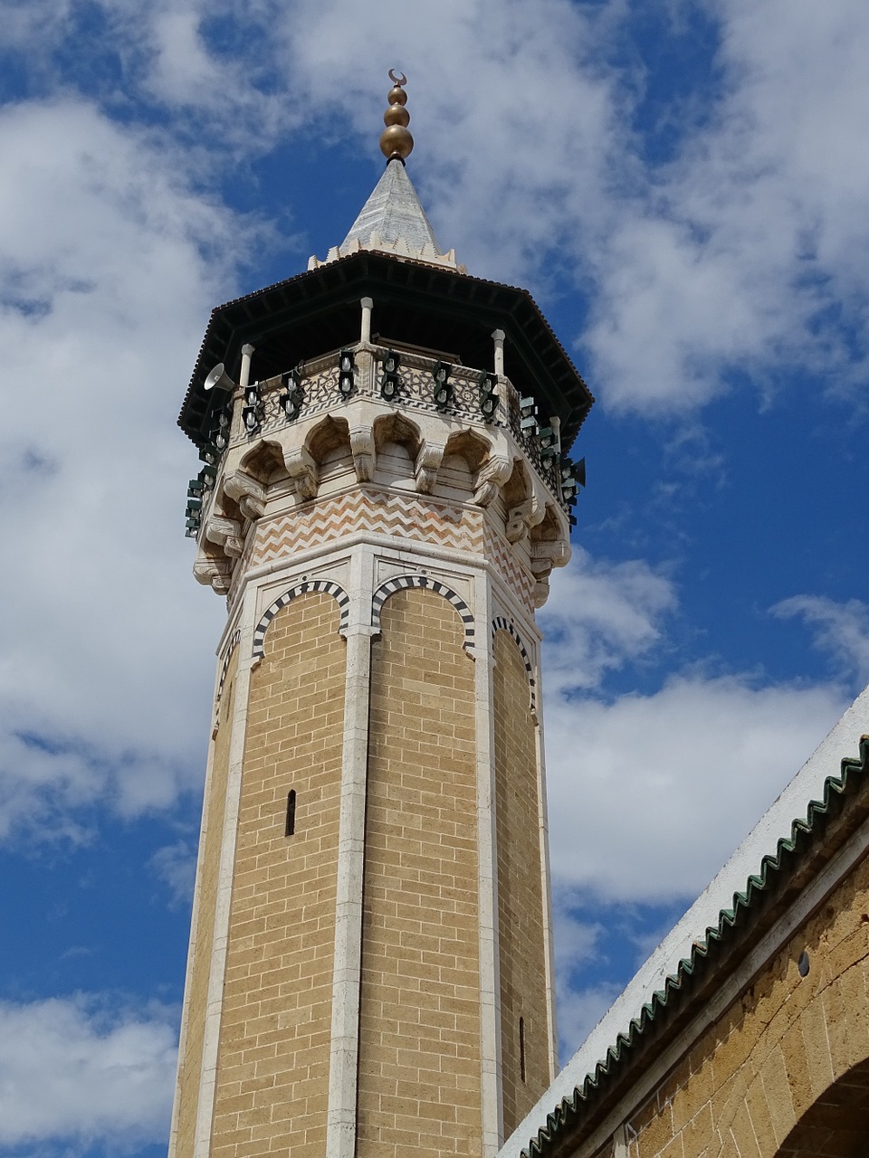 minaret mosque tunis free photo