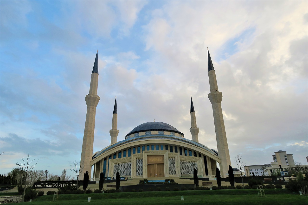 minaret architecture religion free photo