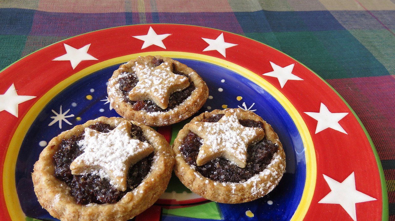 mince pies baking christmas free photo