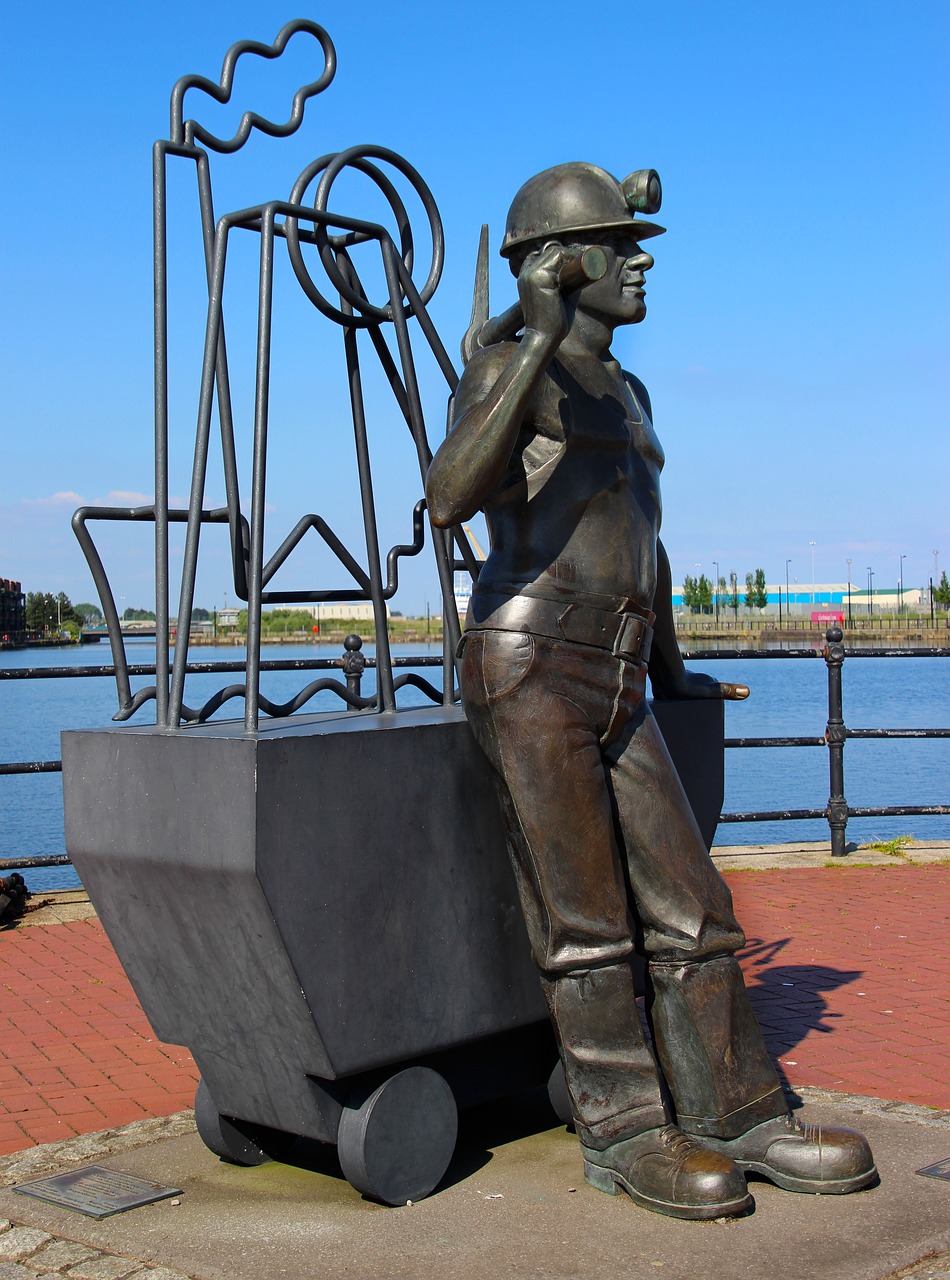 miner sculpture bronze free photo