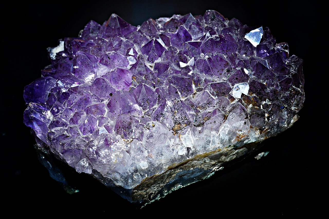 mineral stone amethyst free photo