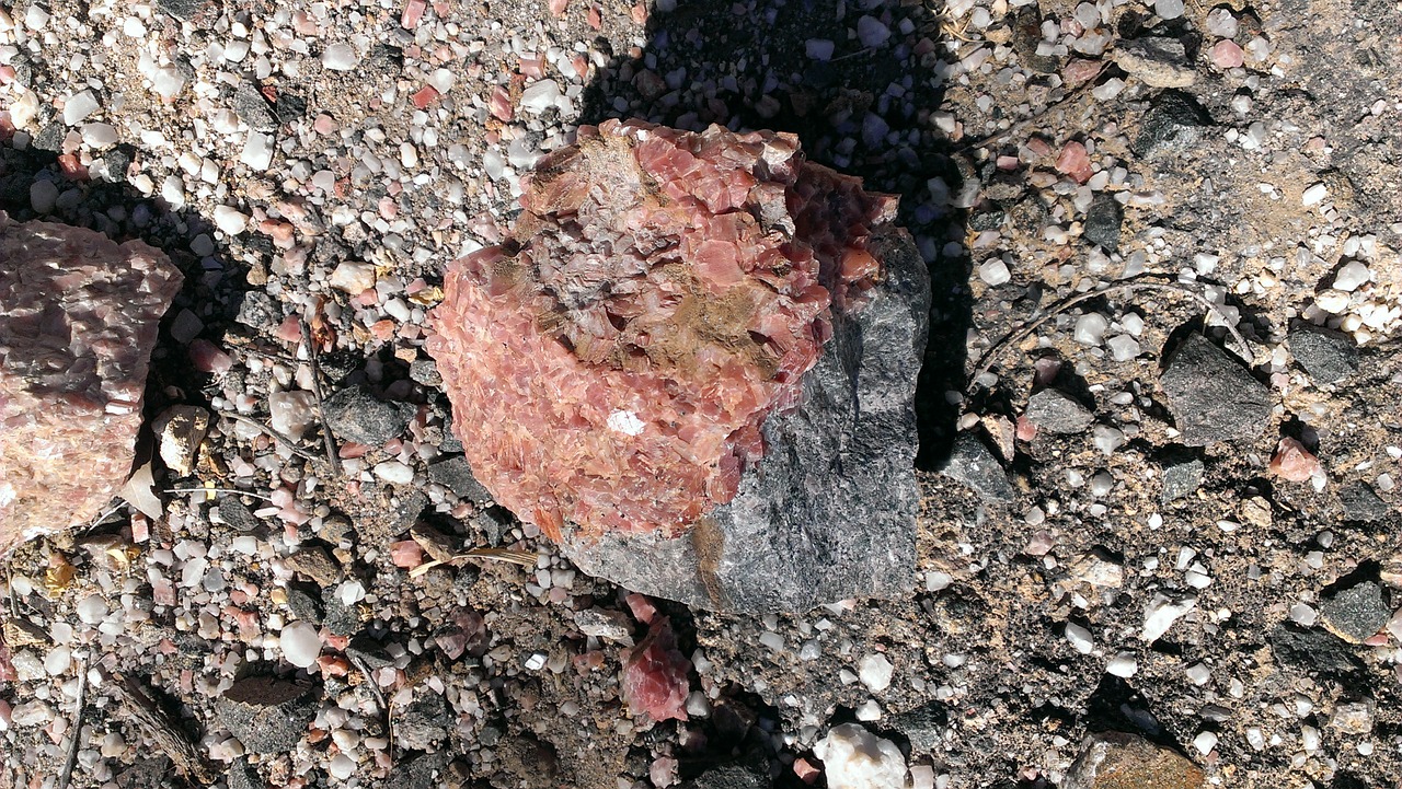 mineral rock geology free photo