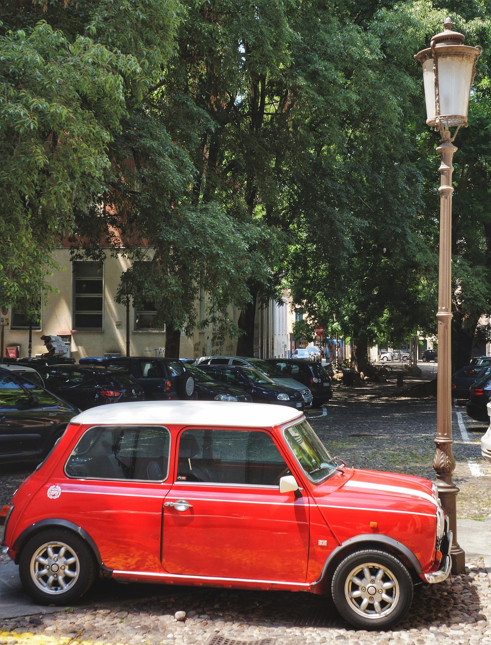 mini car red free photo