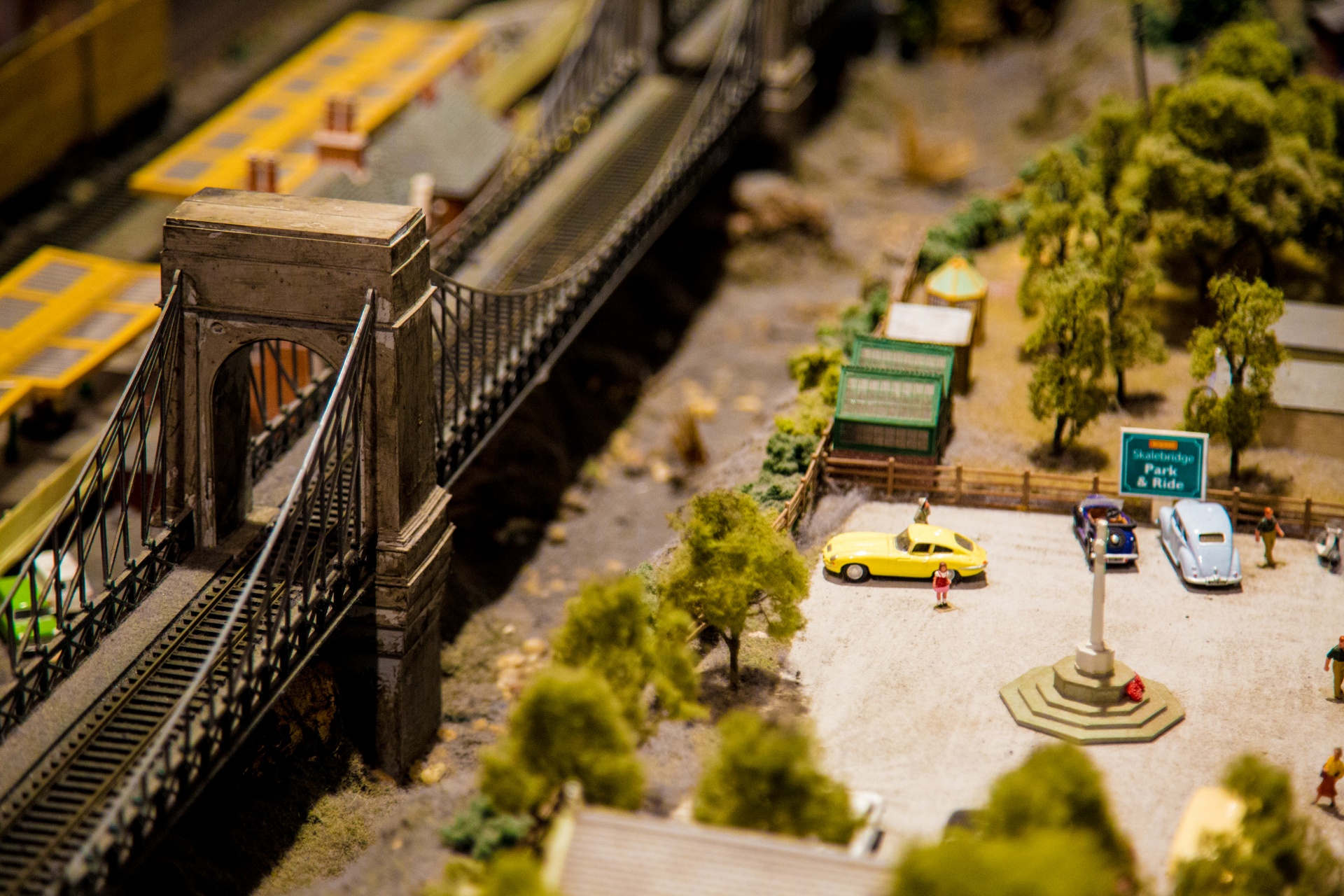 top diorama tracks free photo