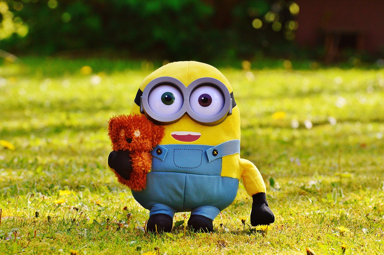 minion funny figure free photo