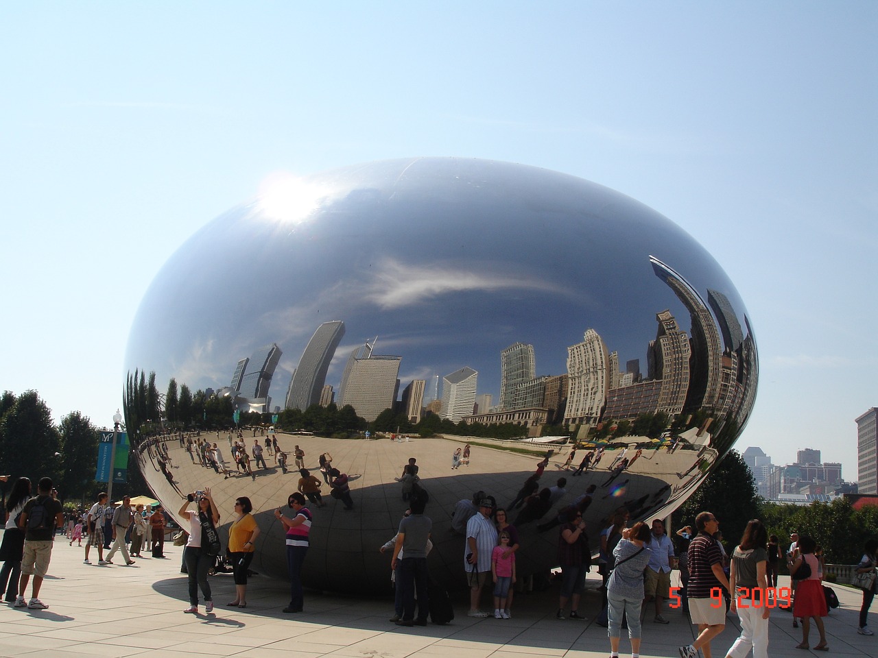 mirror chicago buildings free photo