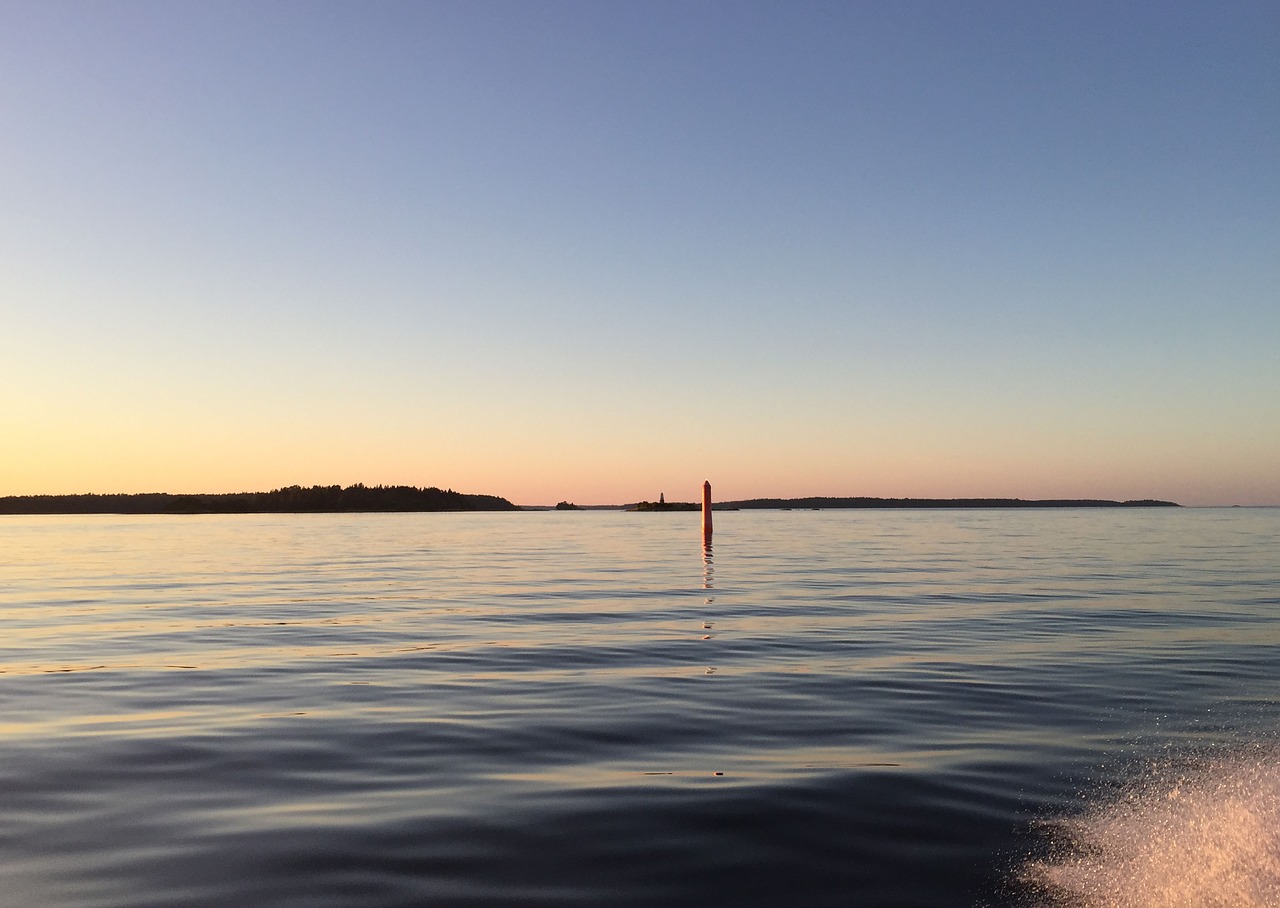 mirror  sunset  sea free photo