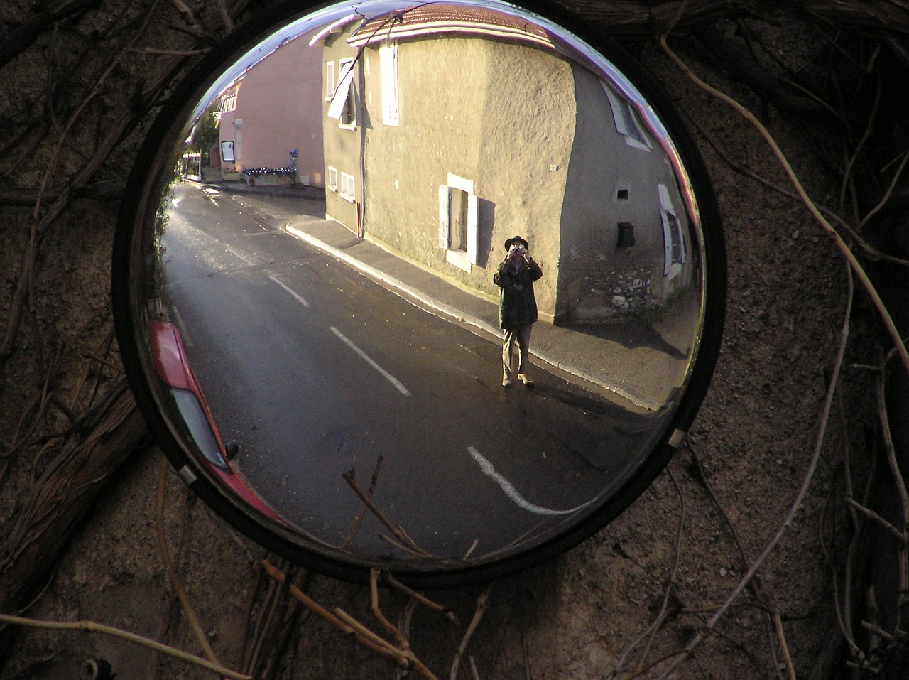 mirror unusual self-portrait free photo