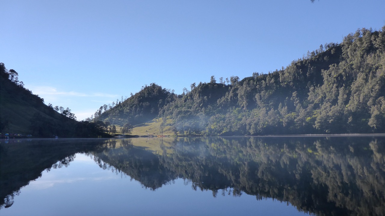 mirror lake indonesia free photo