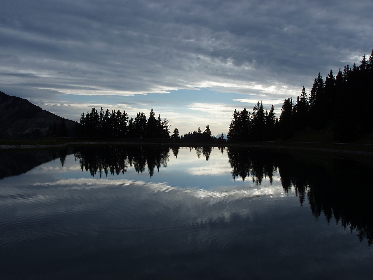 mirroring  bergsee  landscape free photo