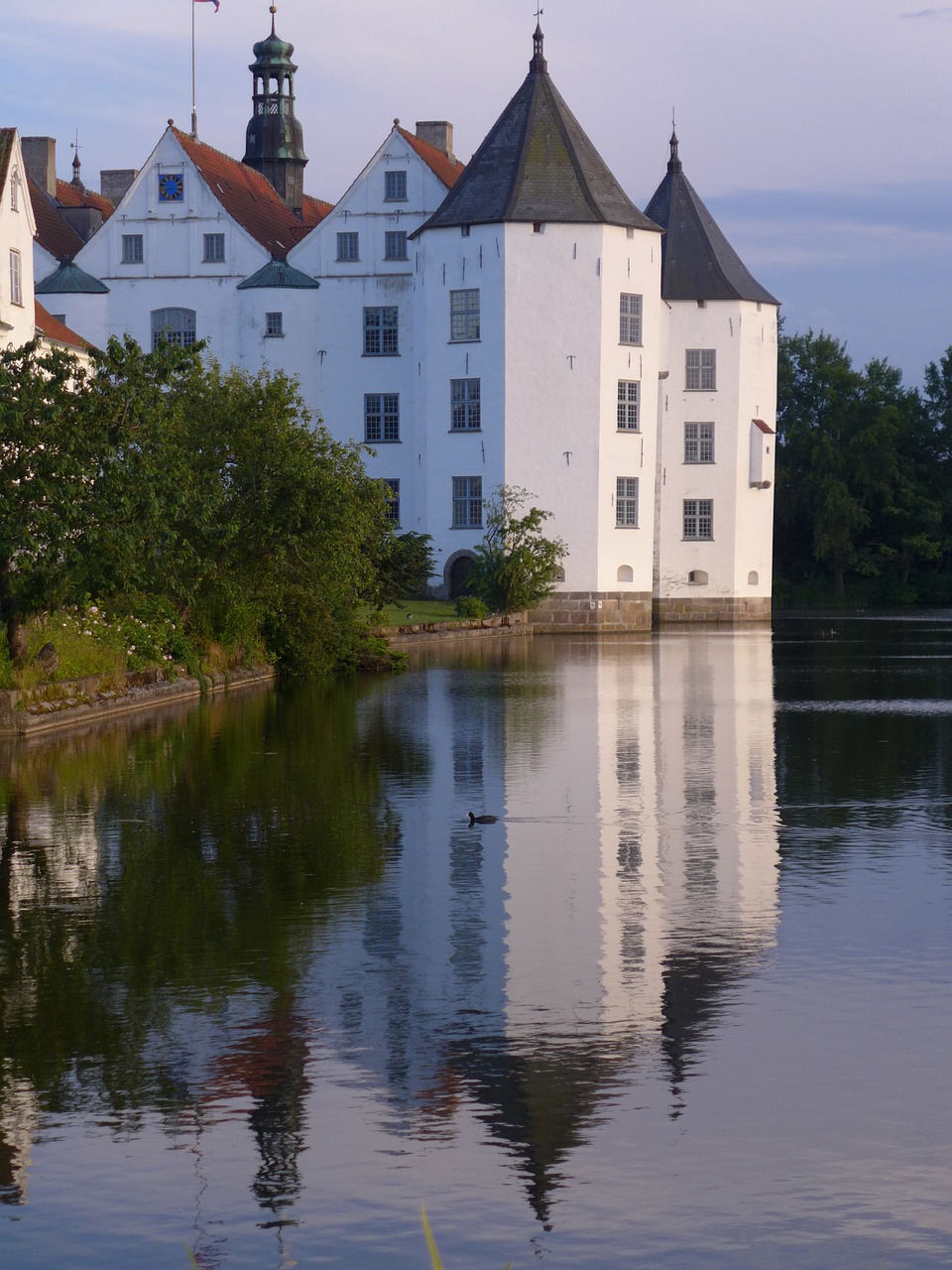 mirroring castle glücksburg free photo