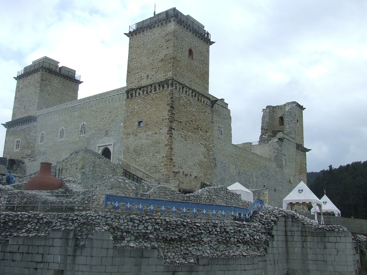 miskolc hungary castle of diósgyőr castle free photo