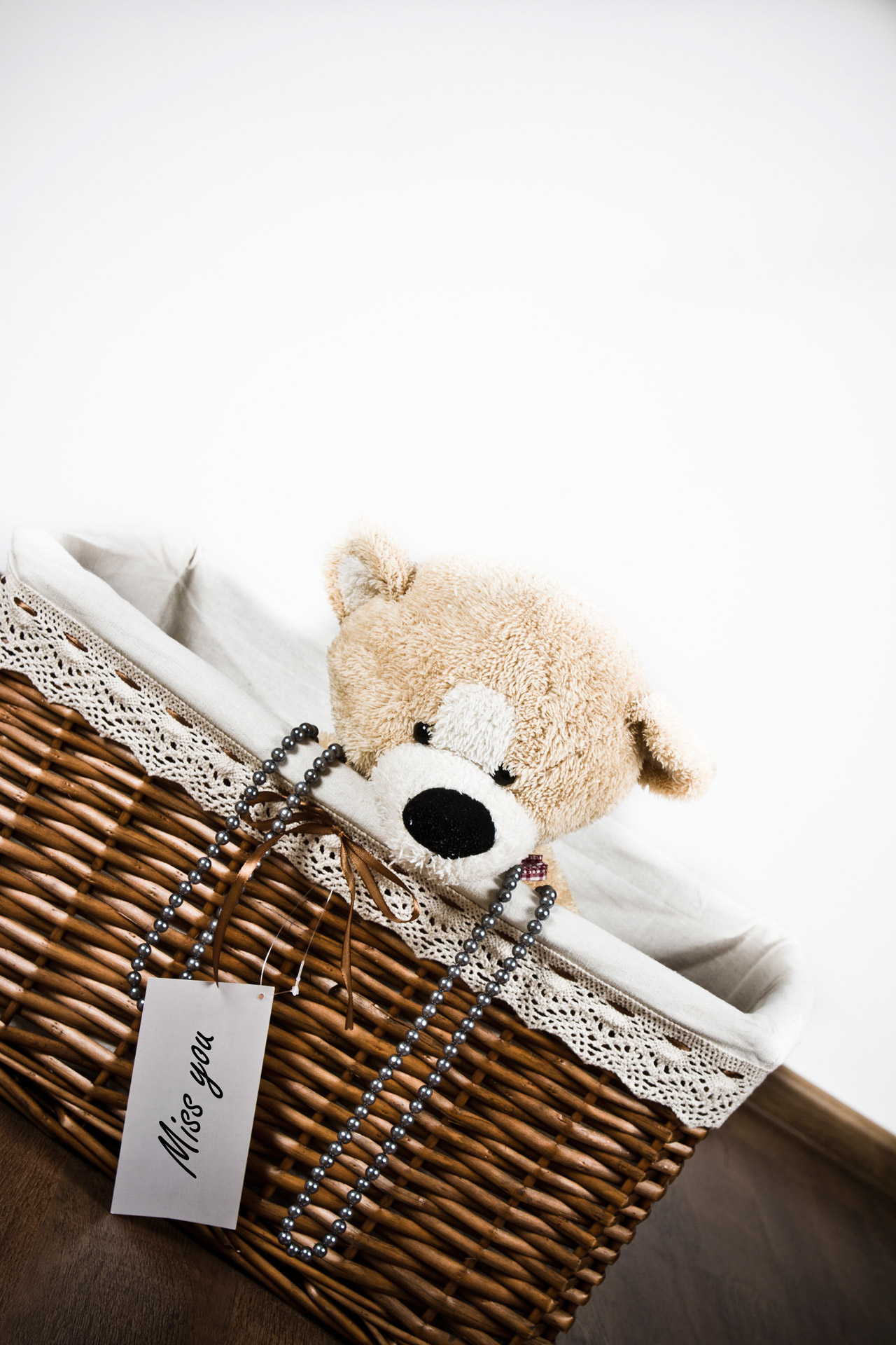 miss you basket teddy bear free photo