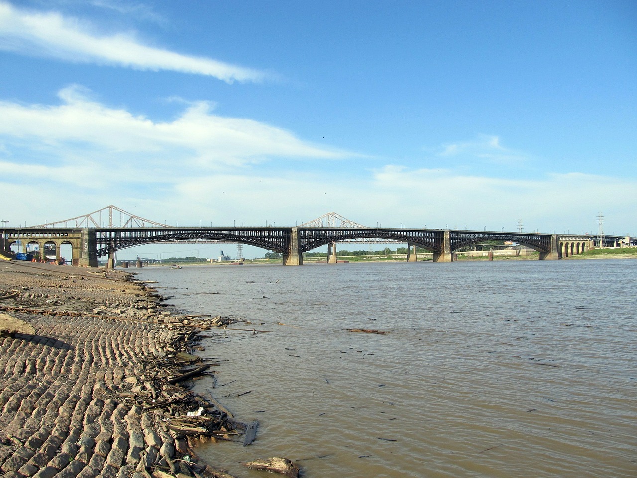 mississippi river riverbank free photo