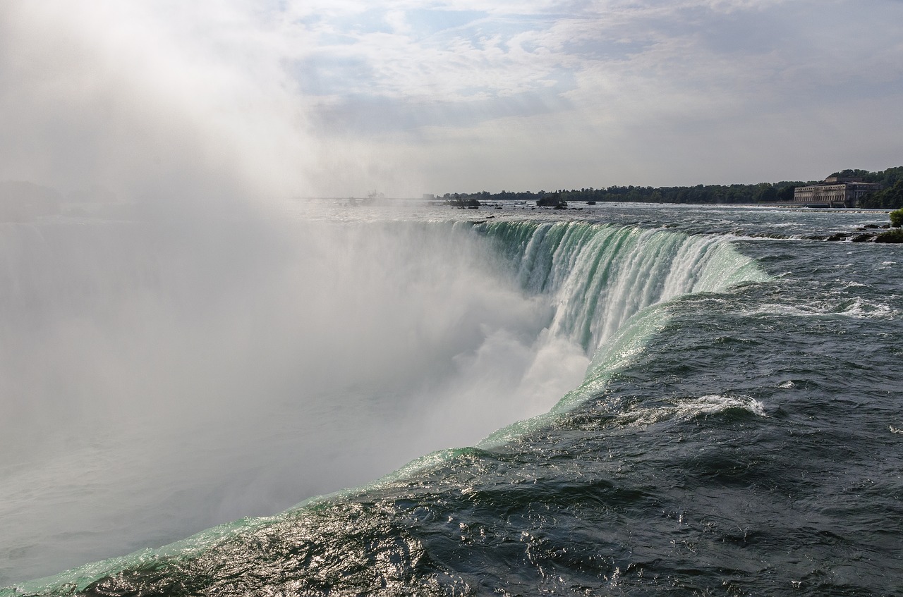 mist niagara falls river free photo