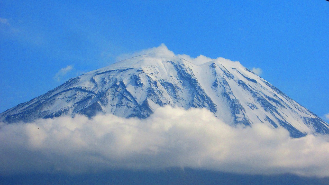 misti volcano snow clouds free photo