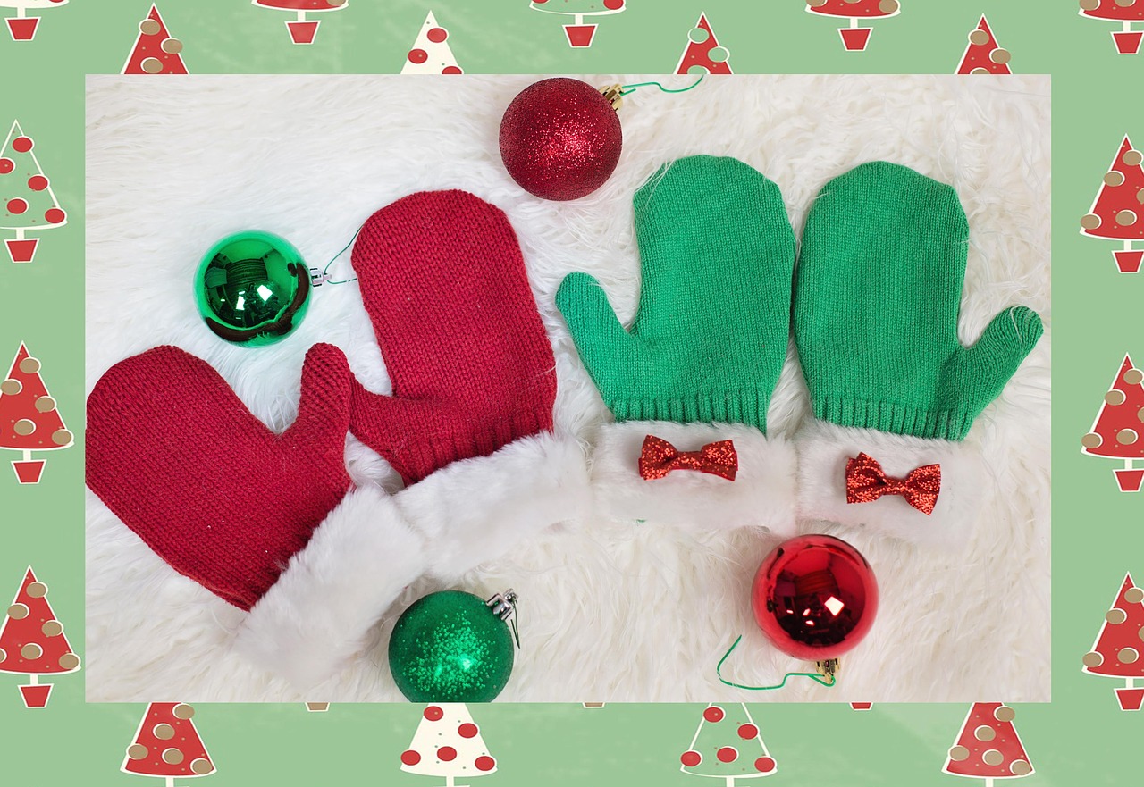 mittens christmas mittens red free photo