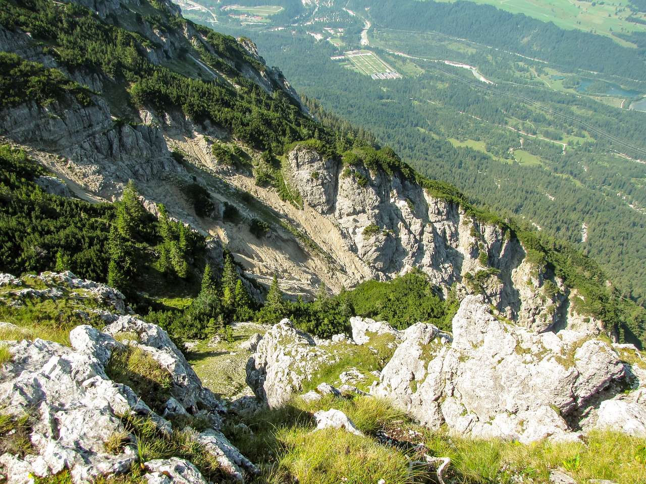 mittenwald bavaria mountains free photo