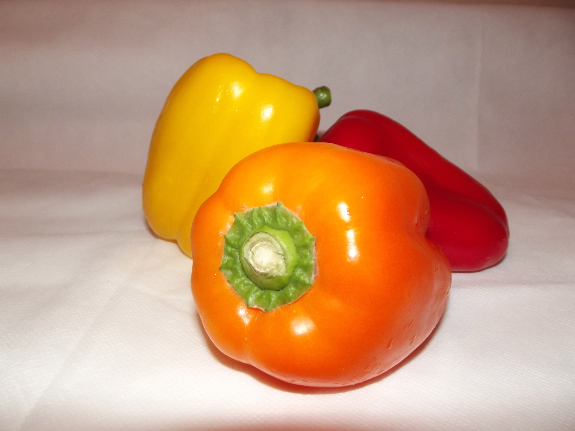 red pepper yellow free photo