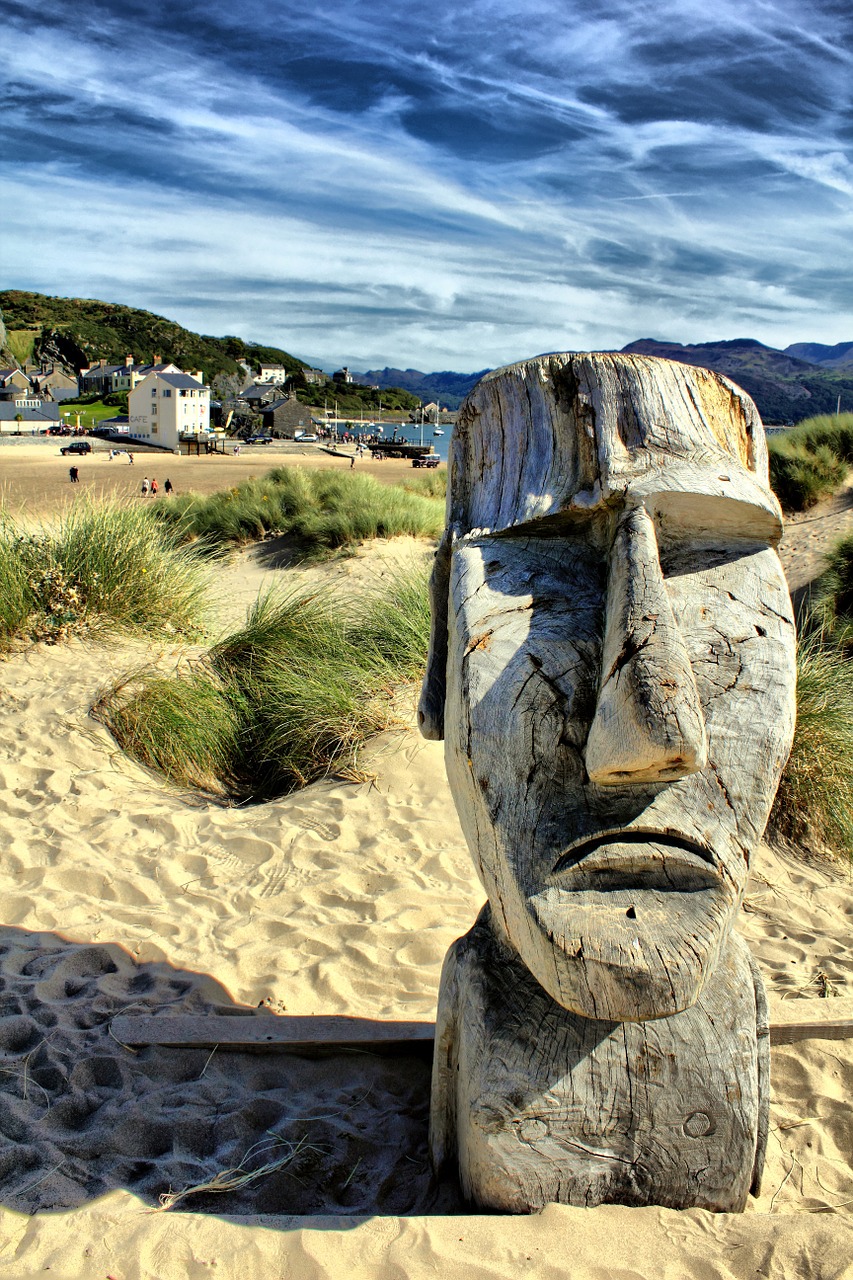 moai sculpture barmouth free photo