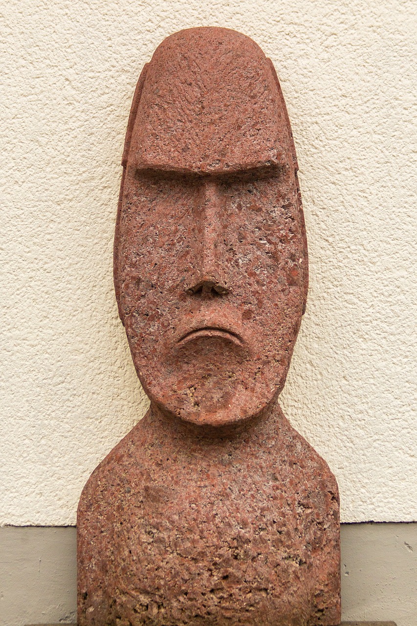 moai sculpture head plastic free photo