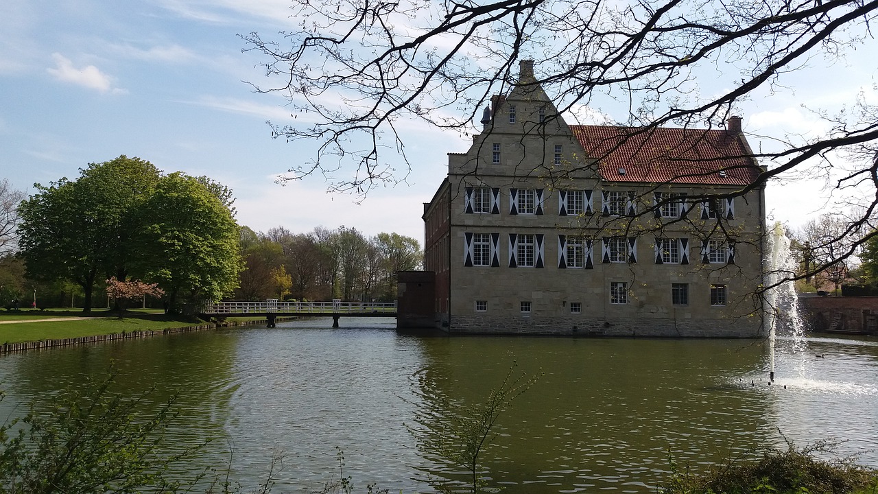 moated castle architecture waters free photo