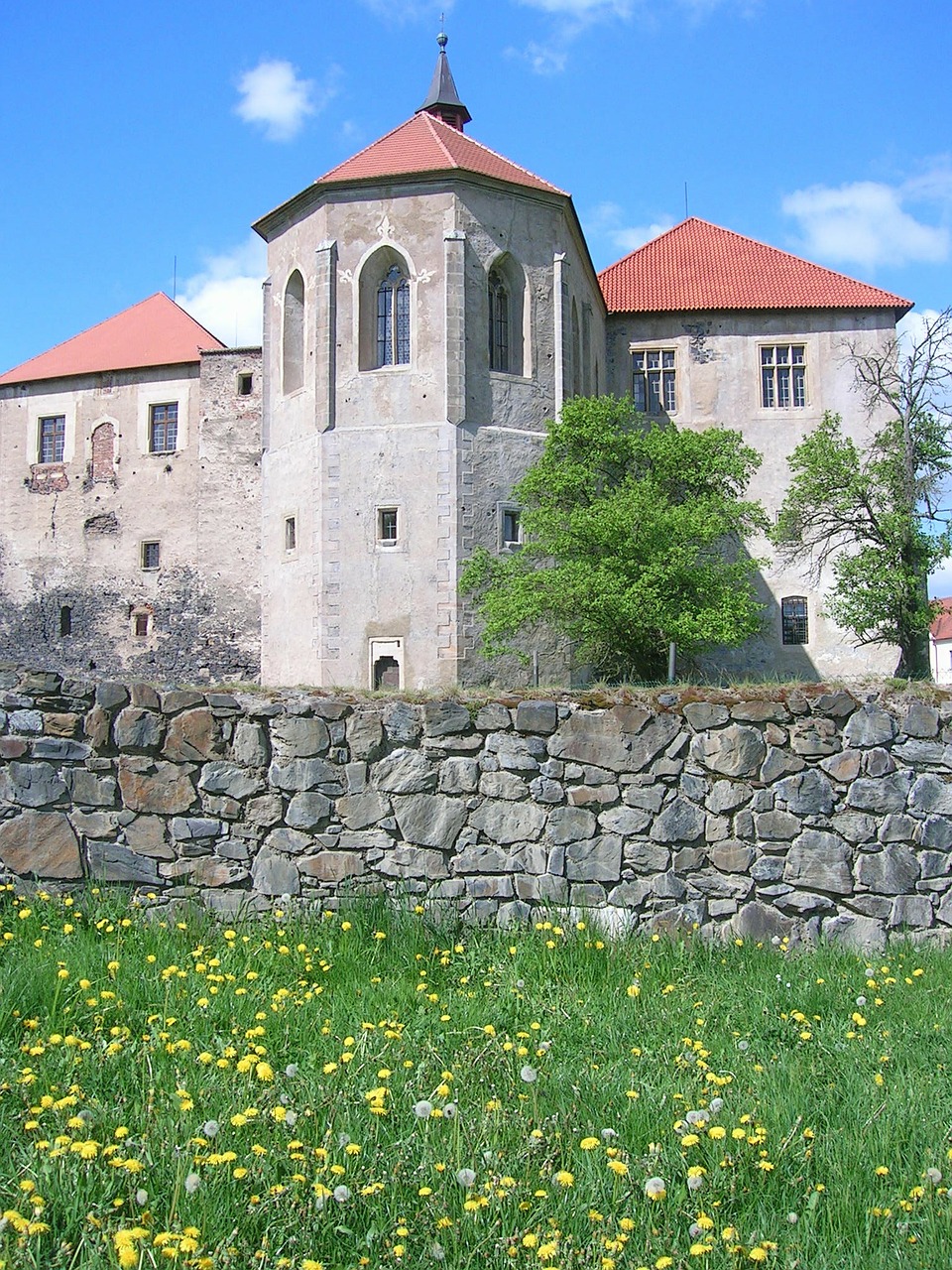 moated castle svihov czech republic free photo