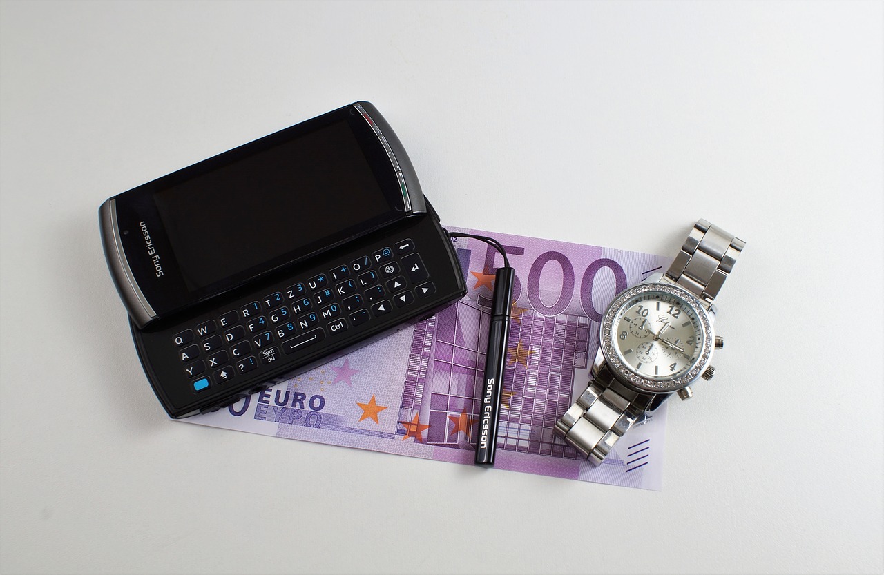 mobile phone professional money free photo