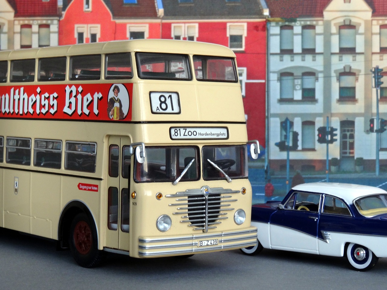 model car  bus  double decker free photo